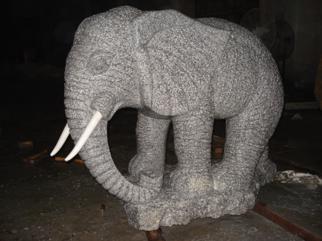 Elephant Stone sculpture